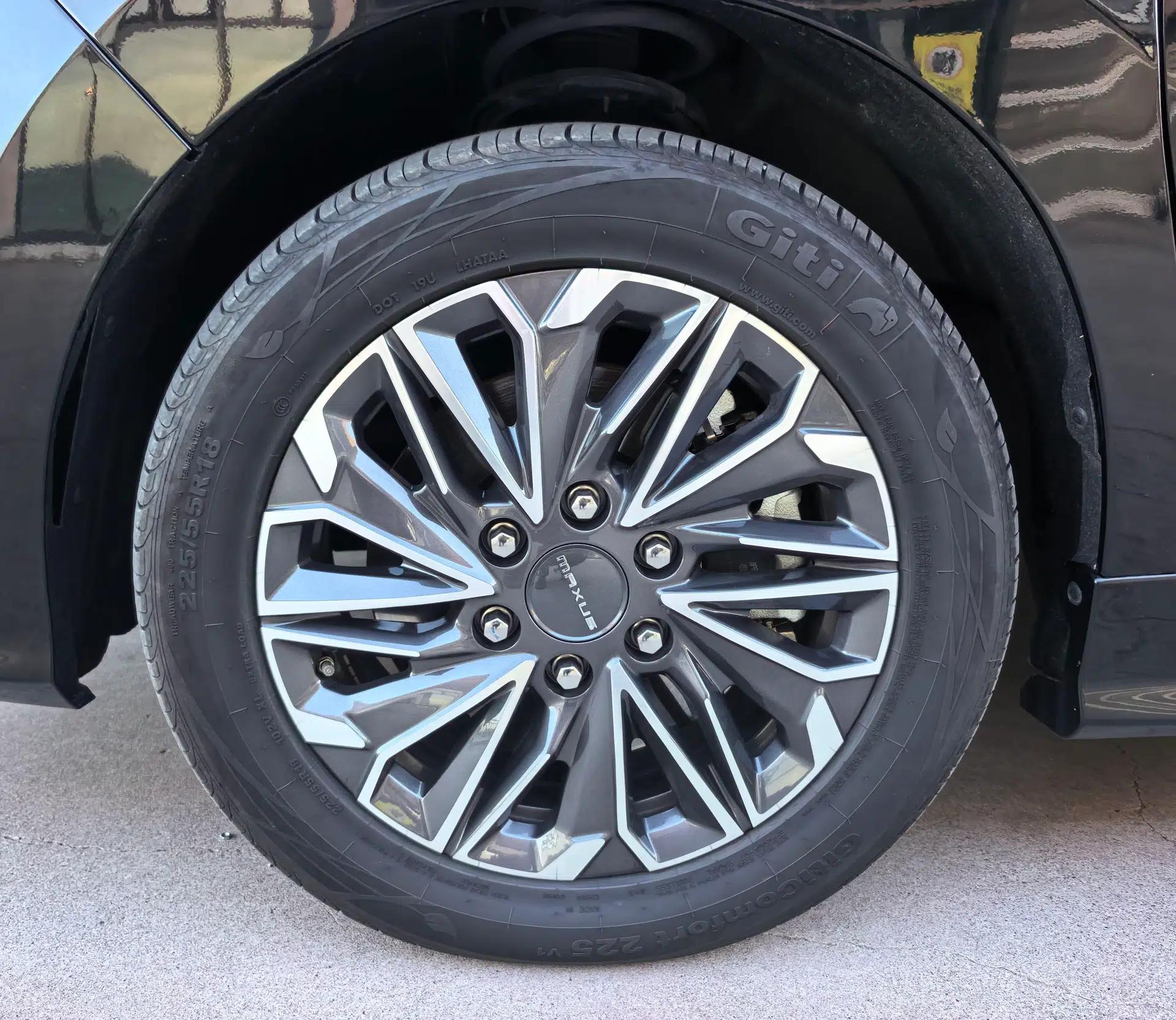 SAIC MAXUS G20 2023 Facelifted PLUS 2.0T Gasoline Automatic Luxury Edition — миниатюра 10