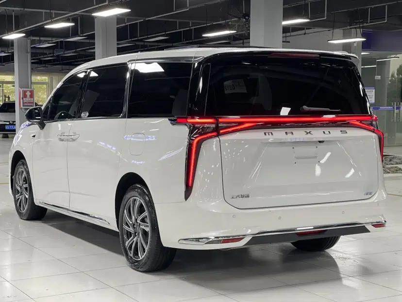 SAIC MAXUS Dajia 9 2024 Updated Version Super Hybrid Ultra-Long Range Forest Edition 7-Seater — миниатюра 4