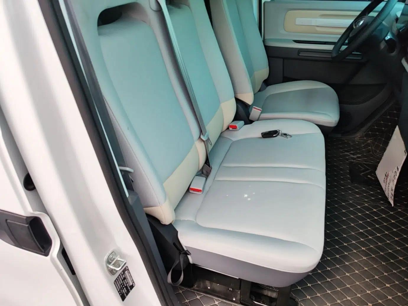 SAIC MAXUS Dana V1 2025 V1+ Long Wheelbase High-Roof Multi-Function Version (62 kWh) — миниатюра 23