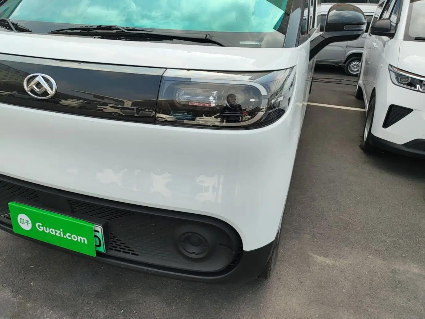 SAIC MAXUS Dana V1 2025 V1+ Long Wheelbase High-Roof Multi-Function Version (62 kWh) — миниатюра 9