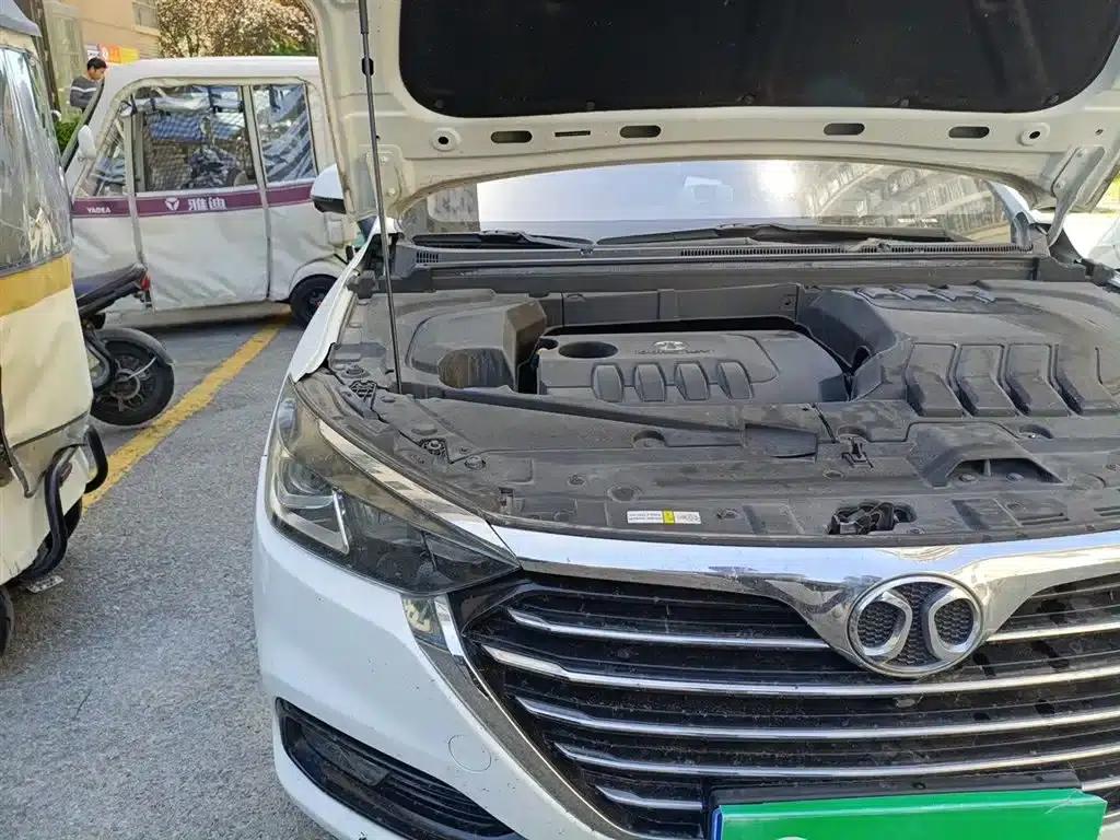 Senova D50 2018 1.5L CVT Premium Intelligent Driving Edition — миниатюра 20