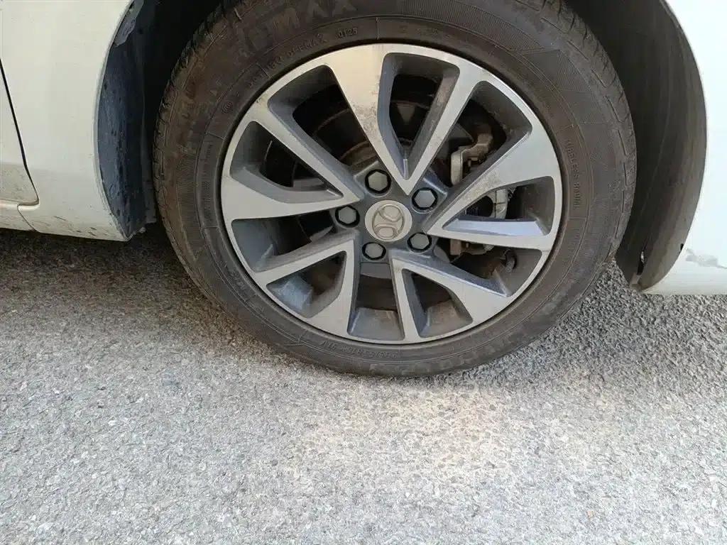 Senova D50 2018 1.5L CVT Premium Intelligent Driving Edition — миниатюра 23