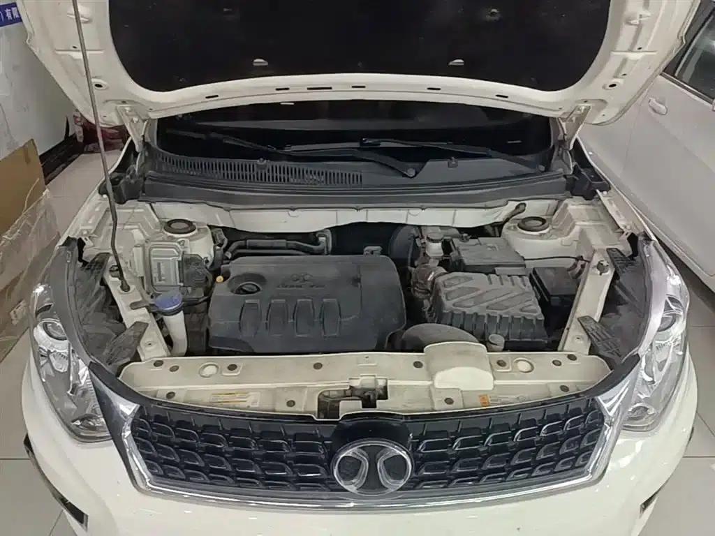 2016 Senova X35 1.5L Automatic Deluxe Edition — миниатюра 20