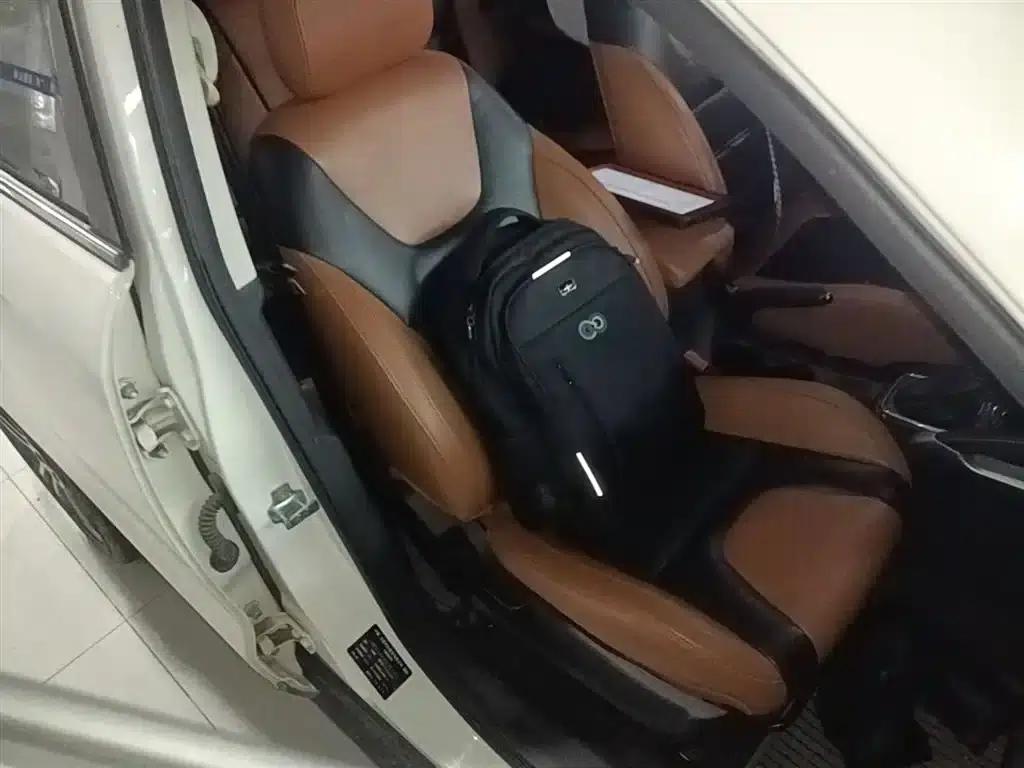2016 Senova X35 1.5L Automatic Deluxe Edition — миниатюра 25
