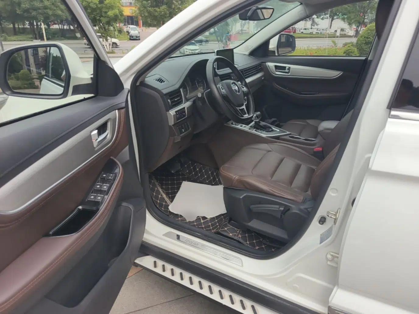 FORTHING Joyear X5 2017 Jingxiang Series 1.5T CVT Luxury Model — миниатюра 19
