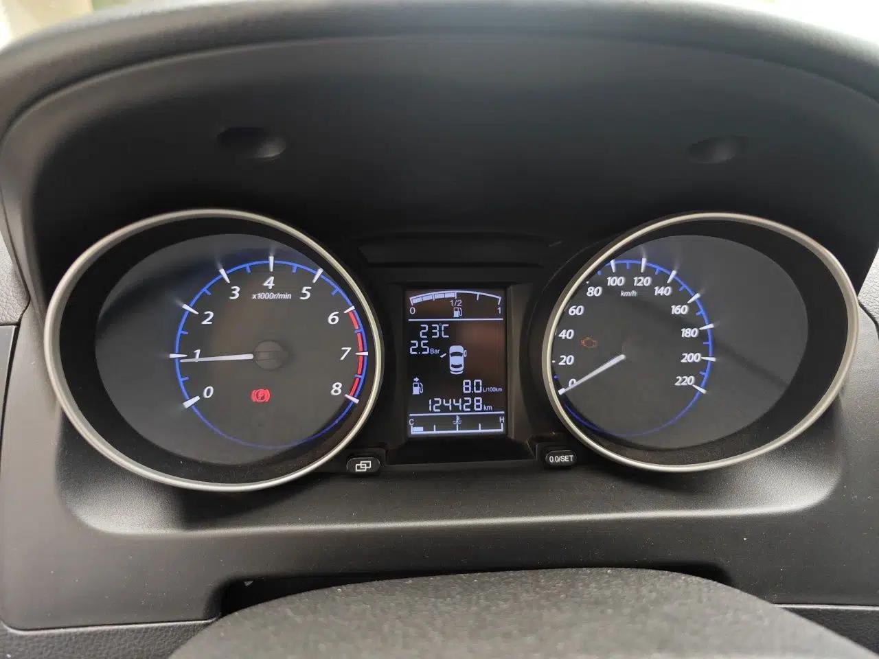 FORTHING Joyear X5 2016 1.6L Manual Luxury Model — миниатюра 12