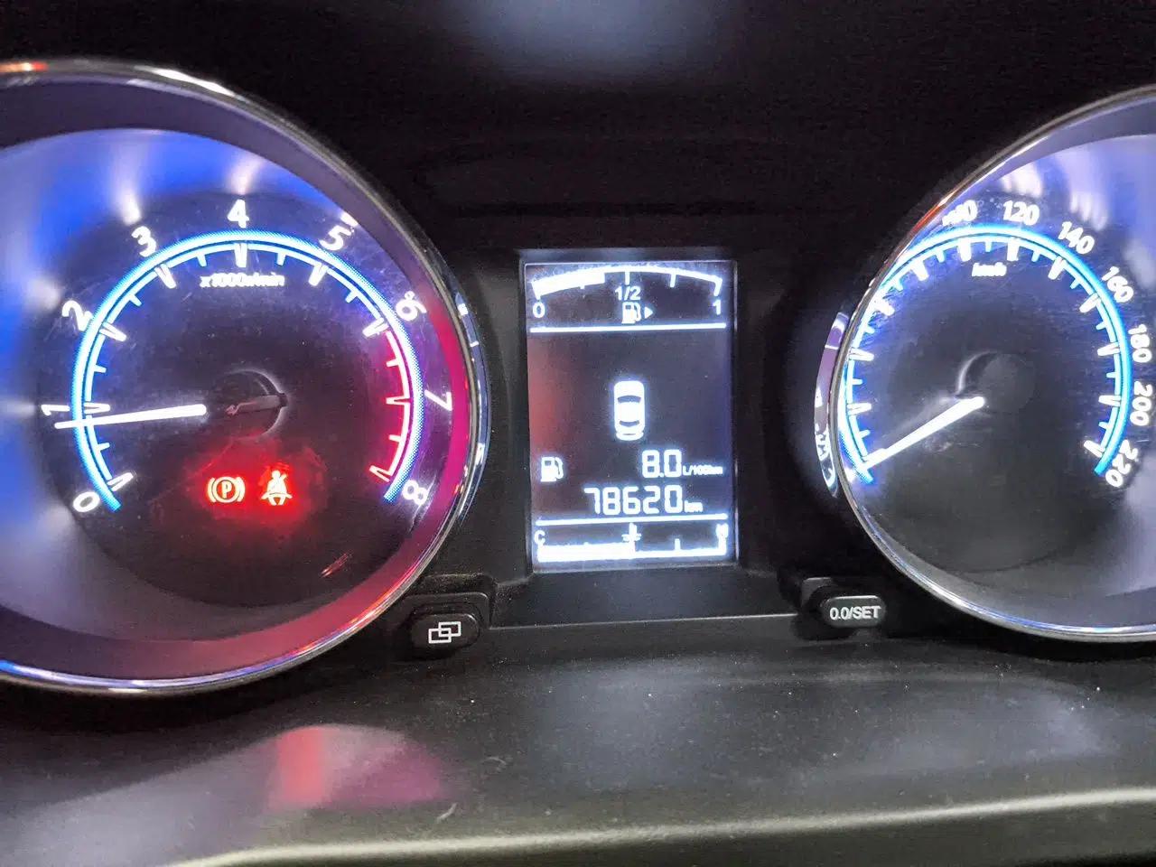 FORTHING SX6 2016 1.6L Manual Luxury Model — миниатюра 12