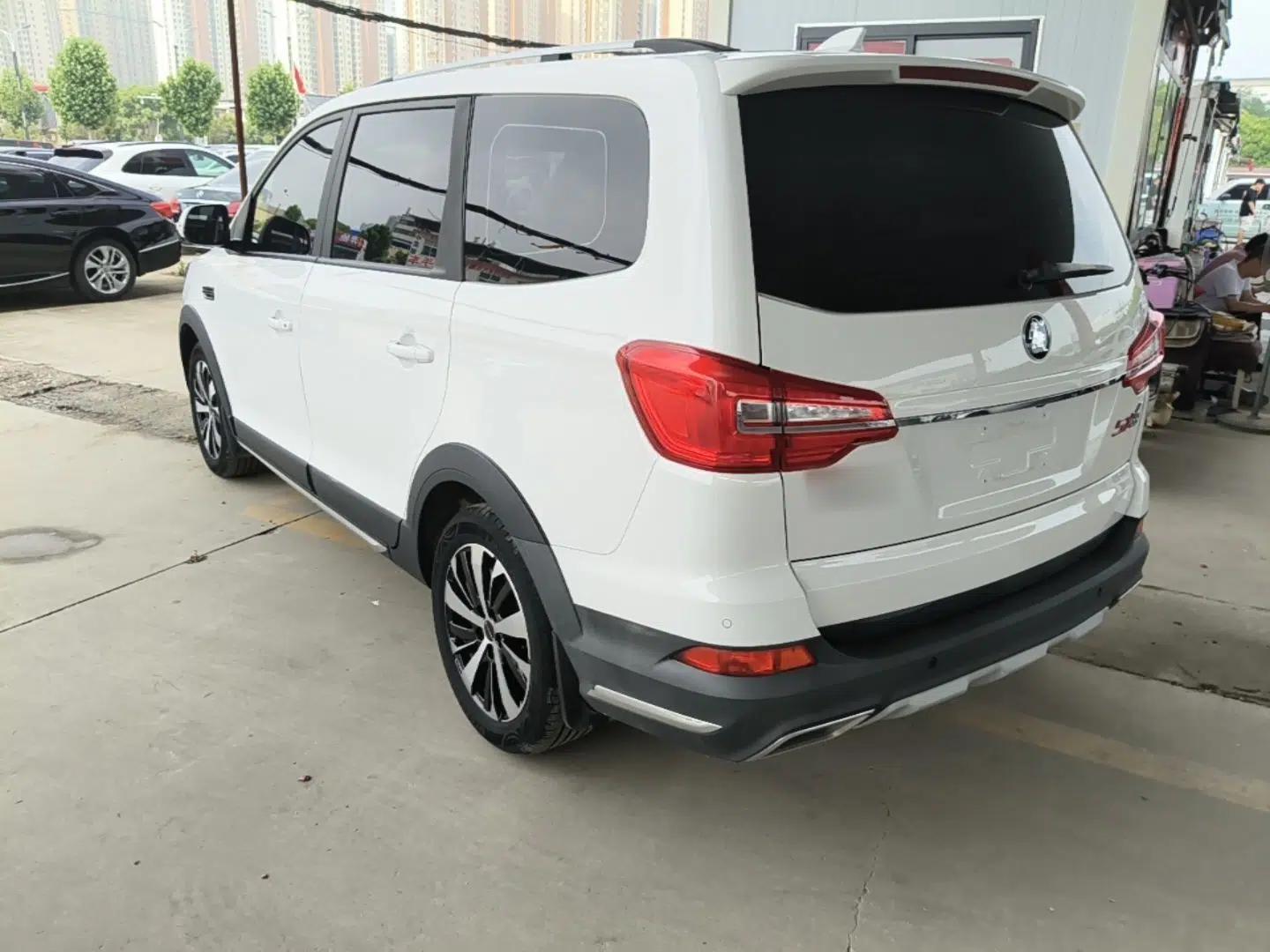 FORTHING SX6 2022 1.6L Manual Luxury Version – Youth Edition — миниатюра 4