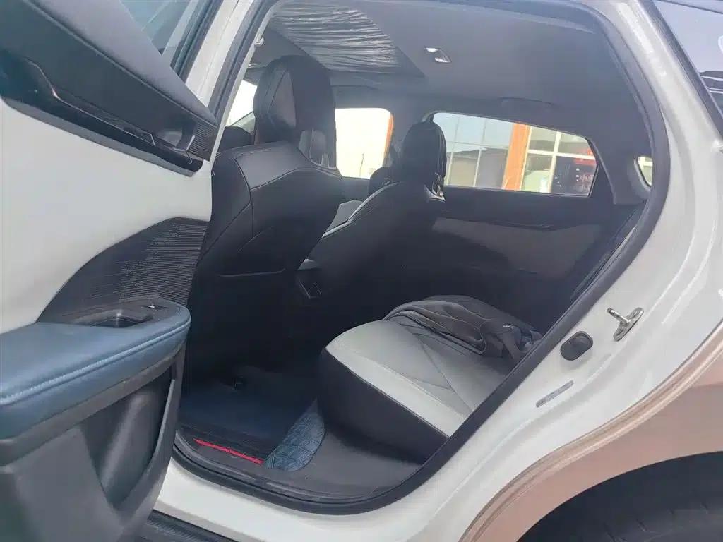 Changan UNI-V Smart Electric iDD 2023 Model, Smart Electric iDD 1.5T, 113km Smart Fun Edition (Fast Version) — миниатюра 7