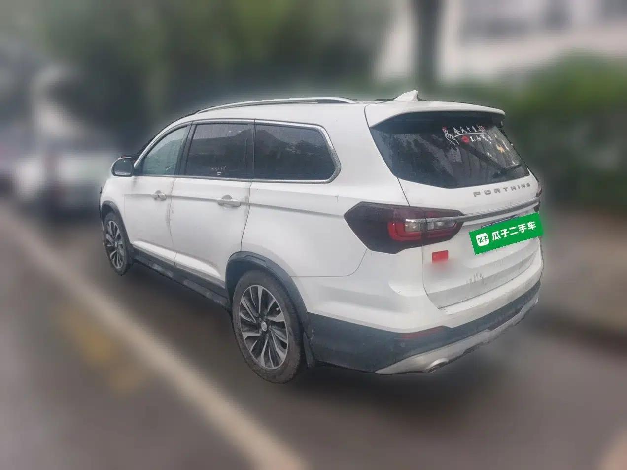 FORTHING T5L 2020 Revised 1.5T Automatic Luxury 7-Seater — миниатюра 4