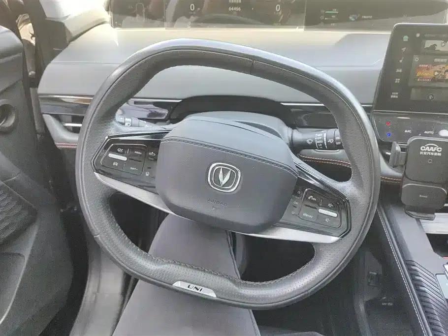 Changan UNI-K Smart Electric iDD 2022 Blue Whale iDD 130km 1.5T Excellent Edition — миниатюра 15