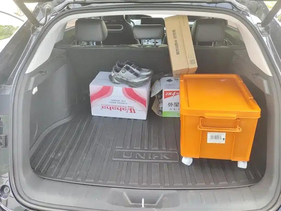 Changan UNI-K Smart Electric iDD 2022 Blue Whale iDD 130km 1.5T Excellent Edition — миниатюра 4