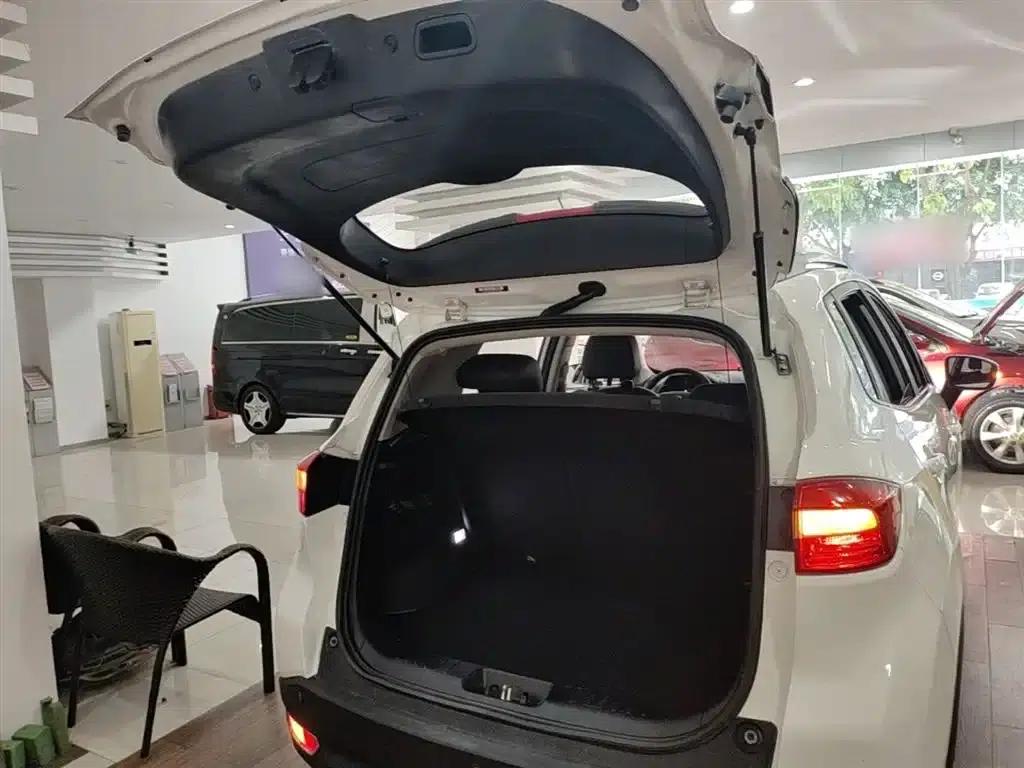 Changan CS15 2016 1.5L Automatic Deluxe Edition — миниатюра 19