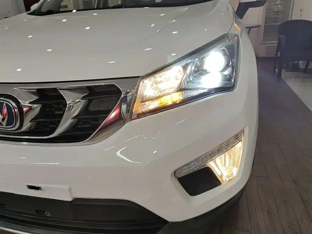 Changan CS15 2016 1.5L Automatic Deluxe Edition — миниатюра 24