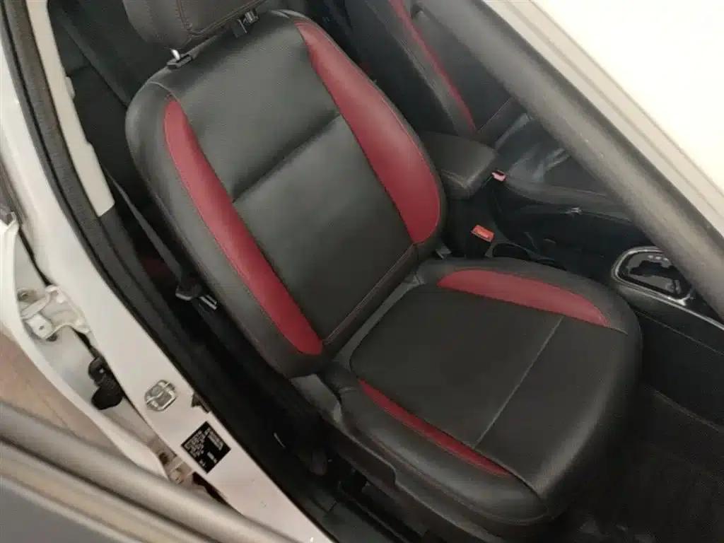 Changan CS15 2016 1.5L Automatic Deluxe Edition — миниатюра 25