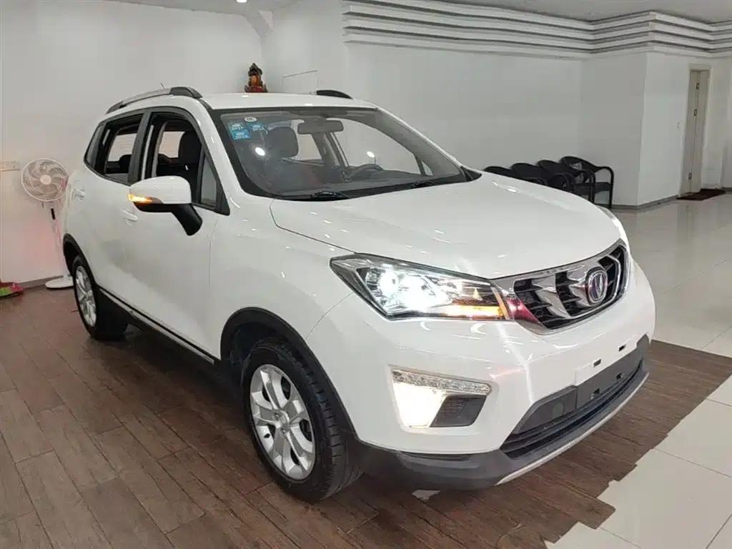 Changan CS15 2016 1.5L Automatic Deluxe Edition — миниатюра 4