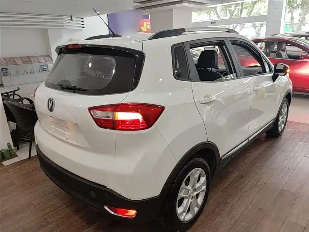 Changan CS15 2016 1.5L Automatic Deluxe Edition — миниатюра 7