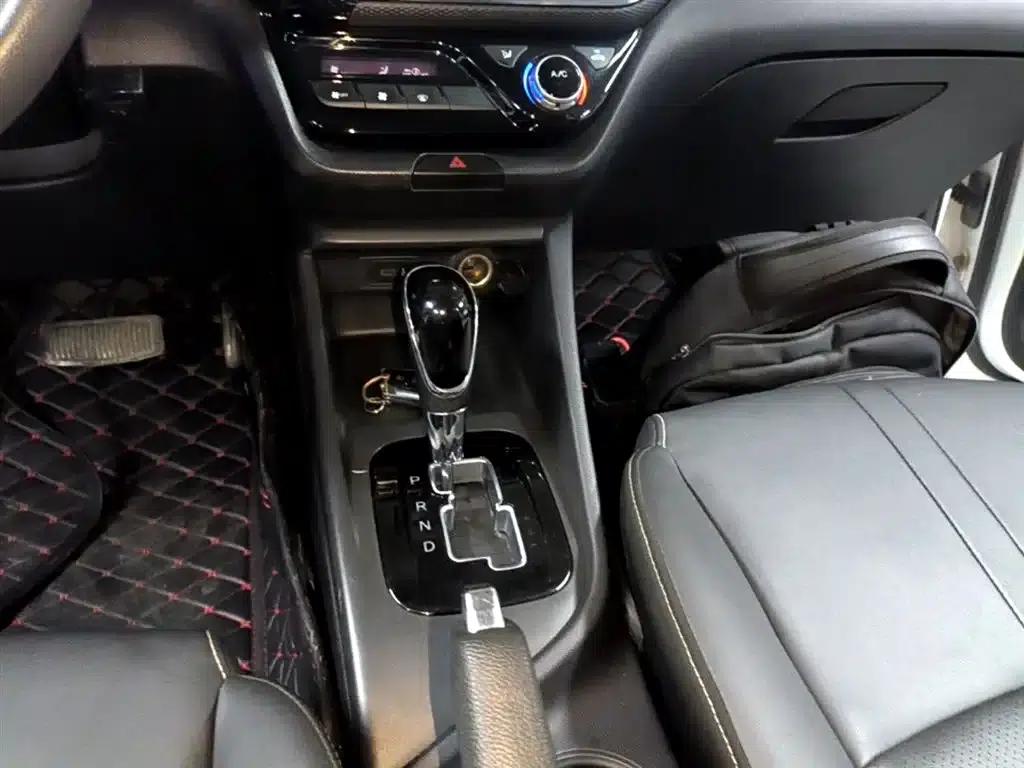 Yuexiang 2019 1.5L DCT Comfort Model (National VI Emission Standard) — миниатюра 14