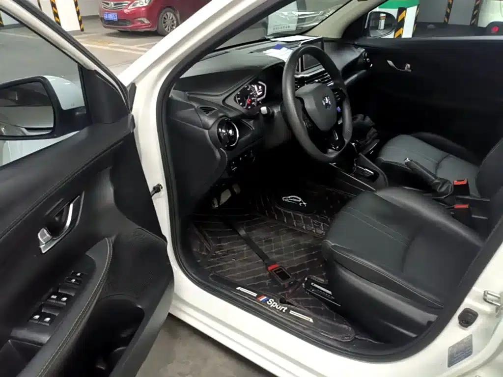 Yuexiang 2019 1.5L DCT Comfort Model (National VI Emission Standard) — миниатюра 16