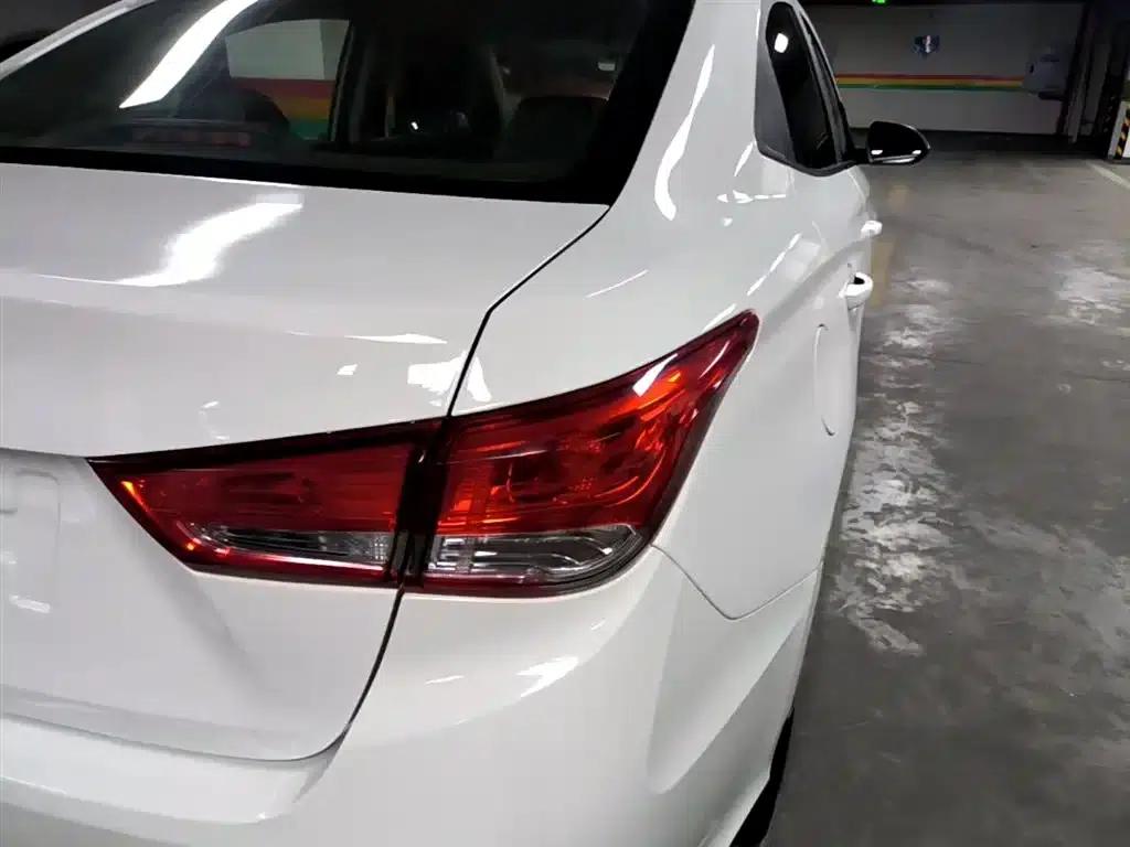 Yuexiang 2019 1.5L DCT Comfort Model (National VI Emission Standard) — миниатюра 8
