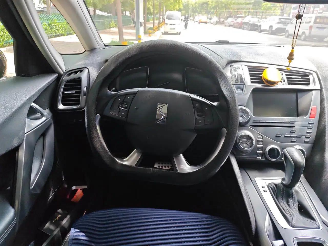 DS 5 2014 1.6T Luxury Edition THP200 — миниатюра 11