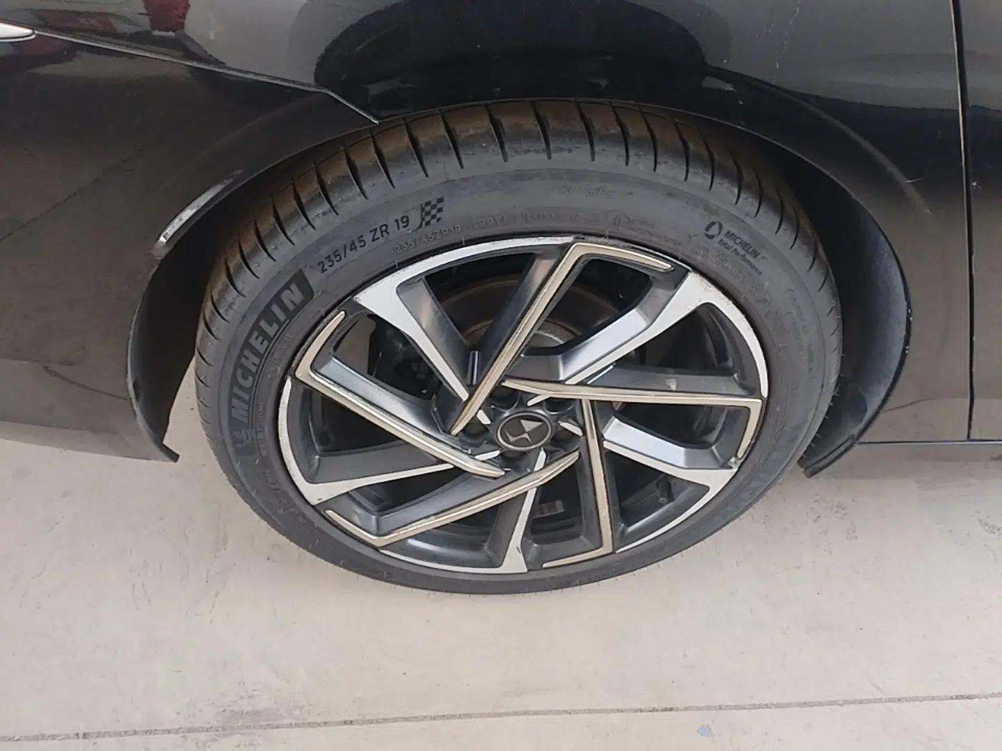 DS 9 New Energy 2021 1.6T E-TENSE Opera Plug-in Hybrid Edition — миниатюра 10