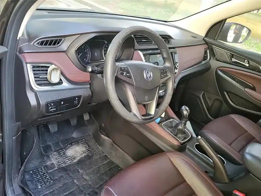 Lingxuan 2017 1.6L Manual Happiness Edition — миниатюра 11
