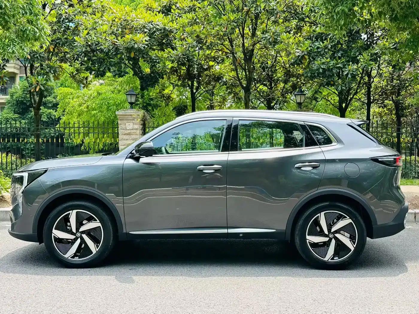 Changan CS55PLUS PHEV 2026 Smart New Blue Whale 125km Smart Edition — миниатюра 6