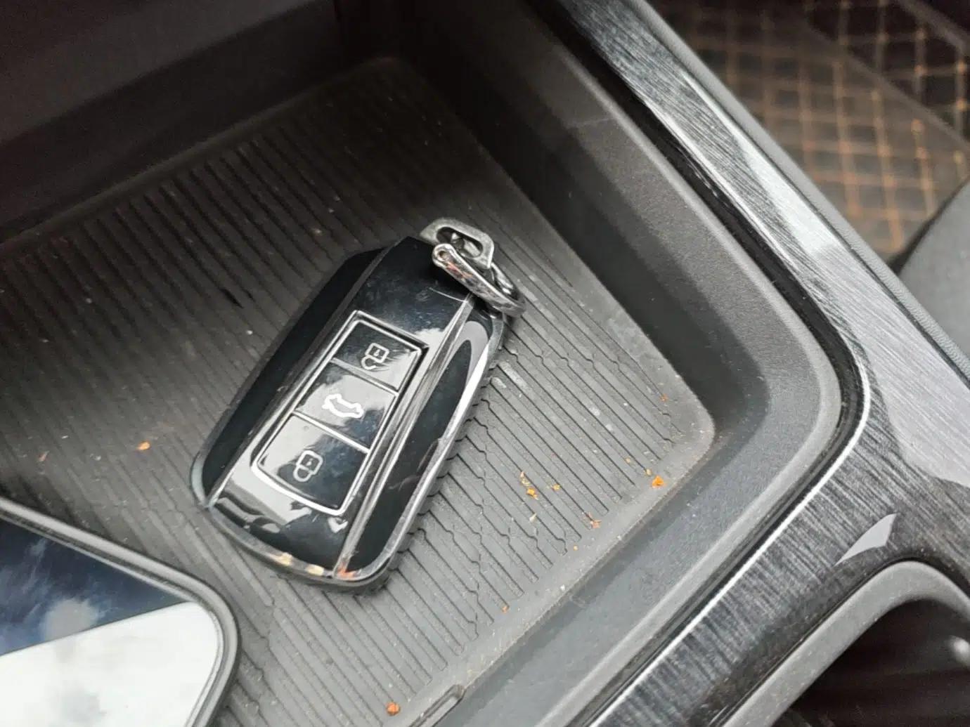 Dongfeng Aeolus Yixuan MAX 2023 1.5T Super-Powered Dad Edition — миниатюра 12