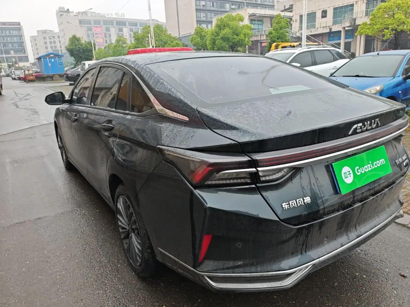 Dongfeng Aeolus Yixuan MAX 2023 1.5T Super-Powered Dad Edition — миниатюра 4