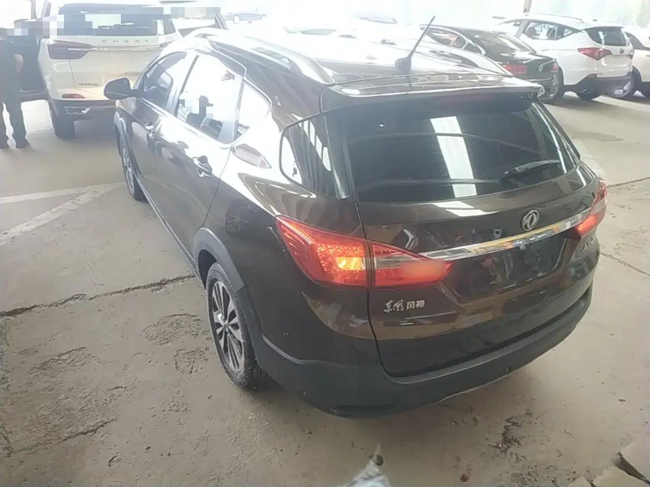Dongfeng Aeolus AX3 2016 1.5L Automatic Zunku Model — миниатюра 4