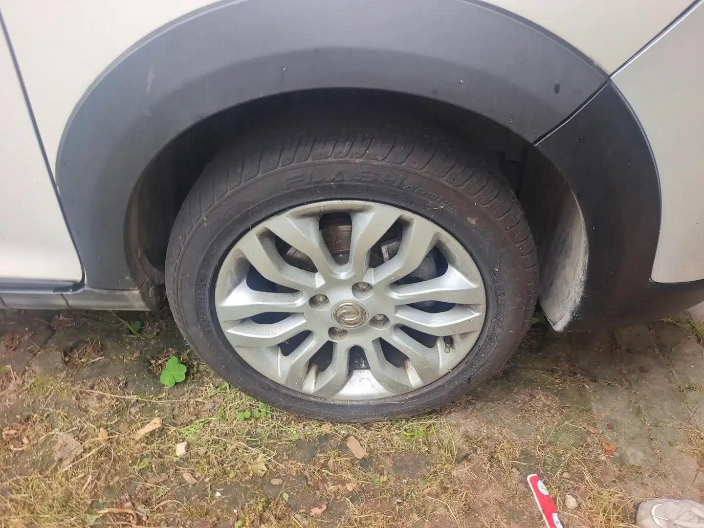 Dongfeng Aeolus AX3 2017 Leading Edition 1.5L Manual Shangkui Model — миниатюра 8