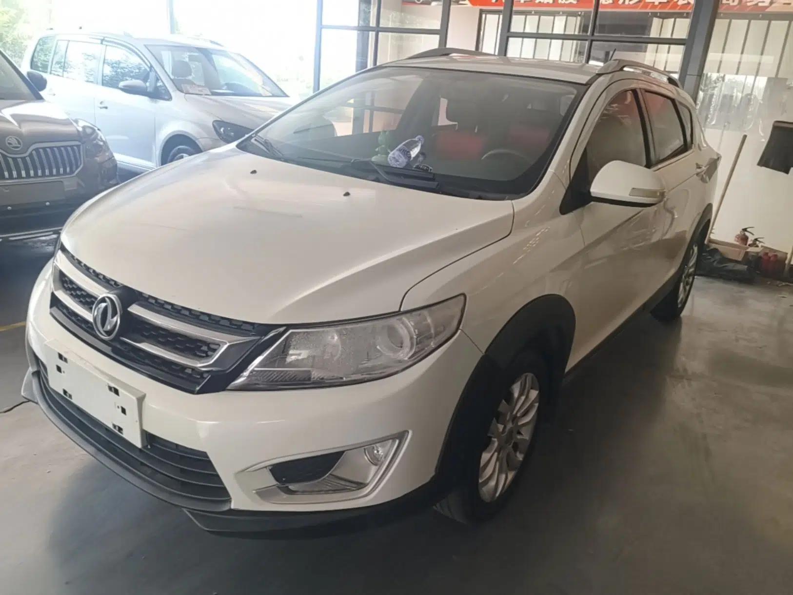Dongfeng Aeolus AX3 2016 1.5L Automatic Shangkue Model — миниатюра 1