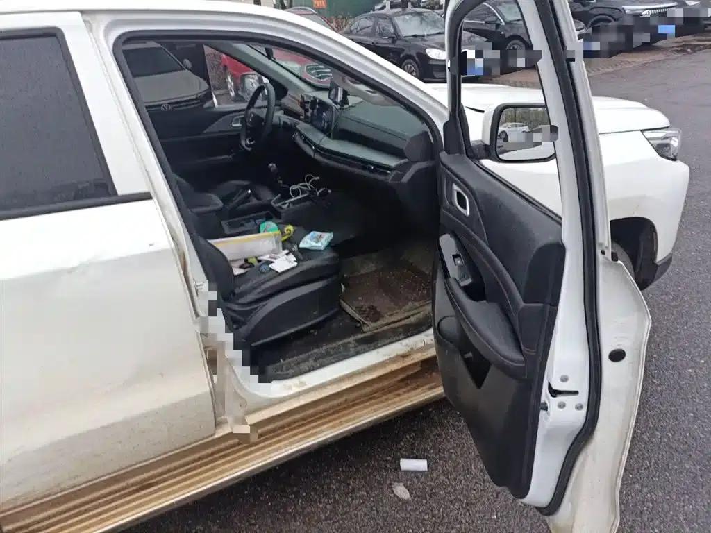 Changan Ranger 2023 2.0T Manual 4WD Diesel Elite Long Box — миниатюра 20