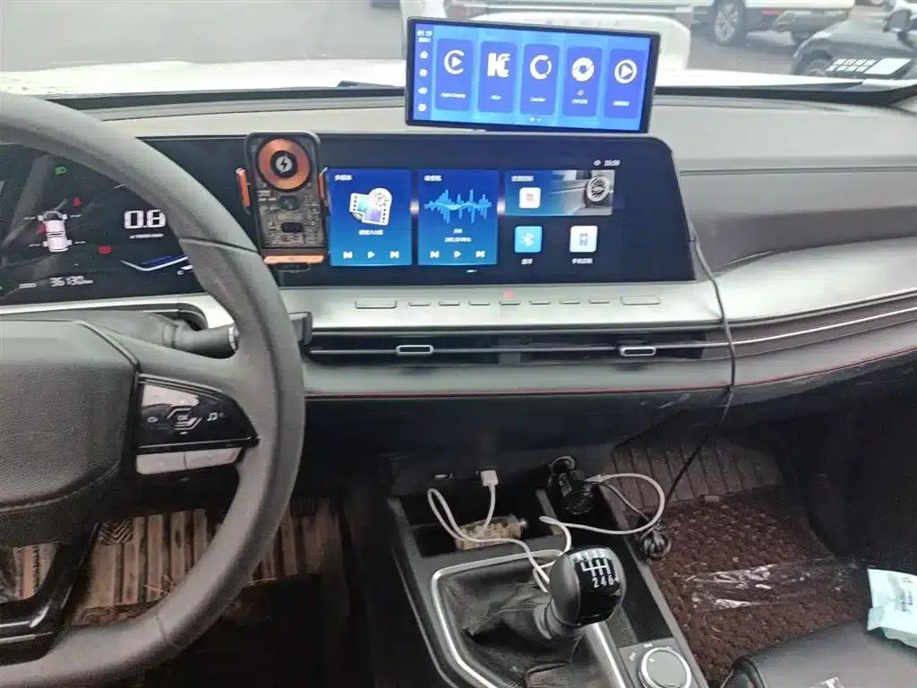 Changan Ranger 2023 2.0T Manual 4WD Diesel Elite Long Box — миниатюра 6