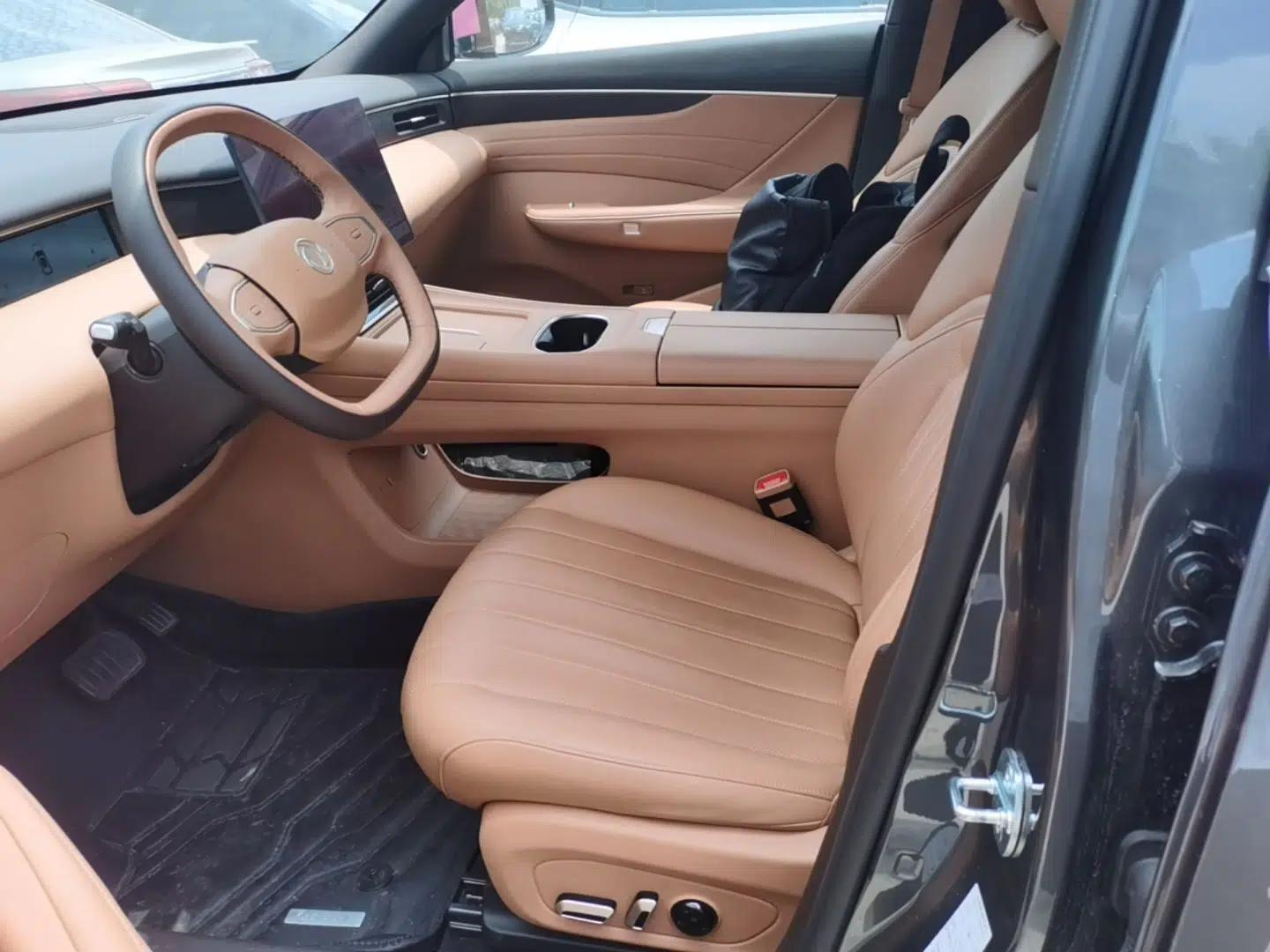 Dongfeng Aeolus L8 2025 Model 185KM Dream Edition — миниатюра 17