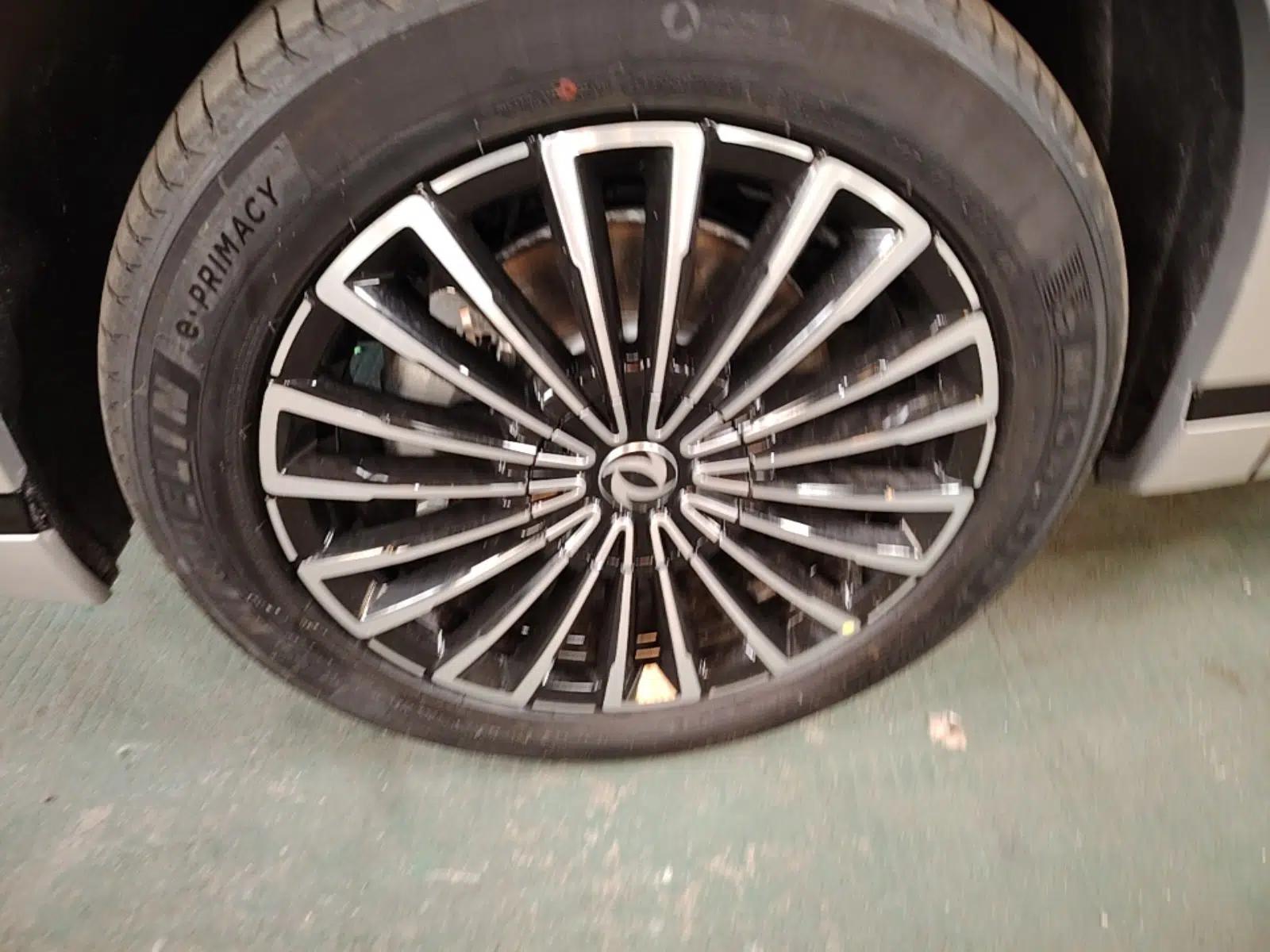 Dongfeng Aeolus L8 2025 Model 185KM Dream Edition — миниатюра 8