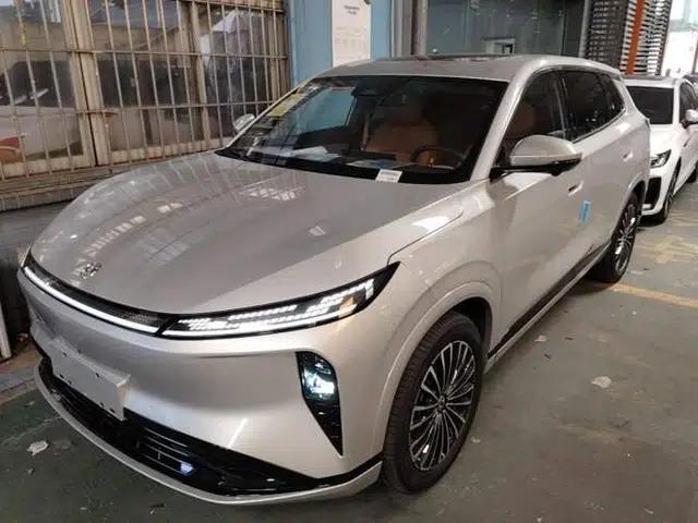 Dongfeng Aeolus L8 2025 Model 185KM Dream Edition