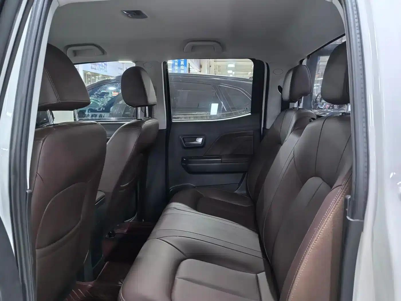 Wingle 7 2019 2.0T Diesel 4WD Elite Model (National VI Emission Standard) with Double Lanes GW4D20M — миниатюра 9