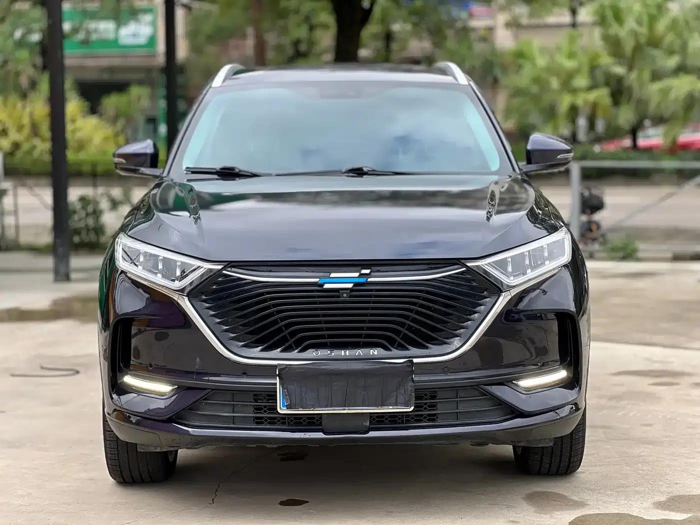 Changan Oushang X7 2021 1.5T Face Recognition Fully Automatic Parking Space Leisure Edition — миниатюра 2
