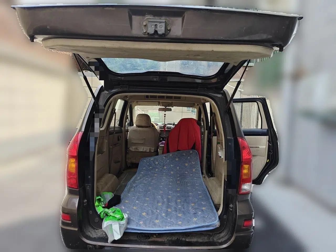 Dongfeng Fengon 330 2014 1.5L Manual Comfort Version DK15-02 — миниатюра 20