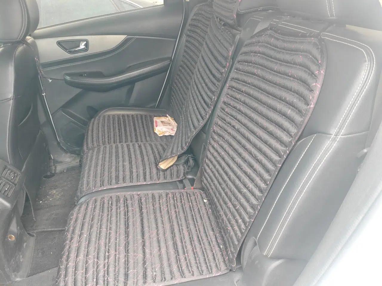 Dongfeng Fengon S560 2018 1.8L Manual Urban Model 5 Seats — миниатюра 18