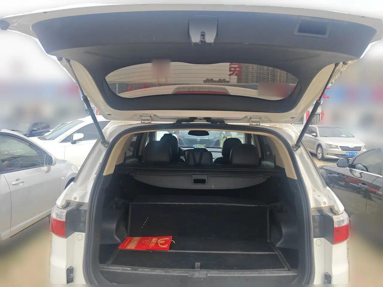Dongfeng Fengon S560 2018 1.8L Manual Urban Model 5 Seats — миниатюра 20