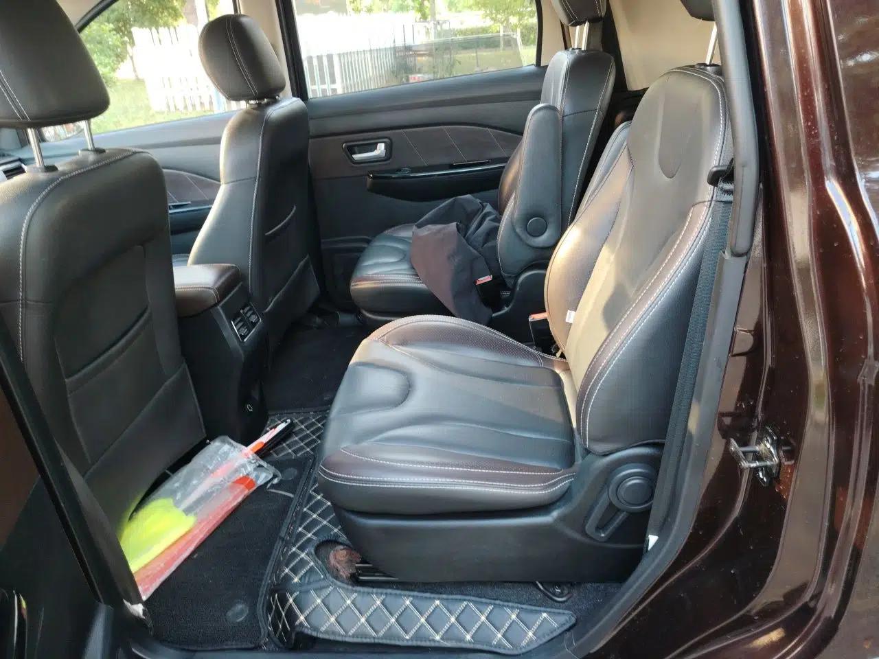 Dongfeng Fengon 370 2018 S370 1.5L CVT Luxury 7-Seater — миниатюра 18