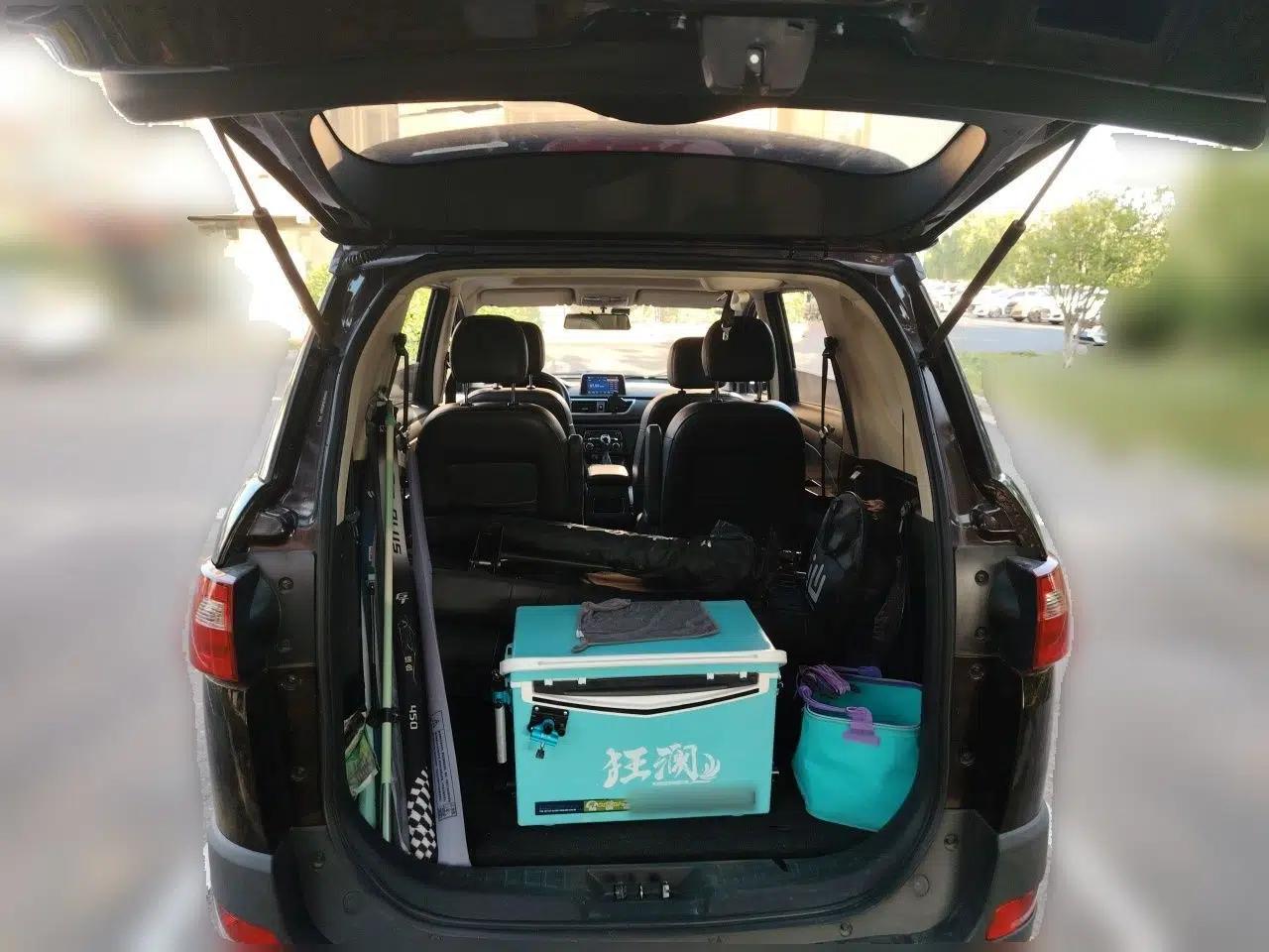 Dongfeng Fengon 370 2018 S370 1.5L CVT Luxury 7-Seater — миниатюра 20
