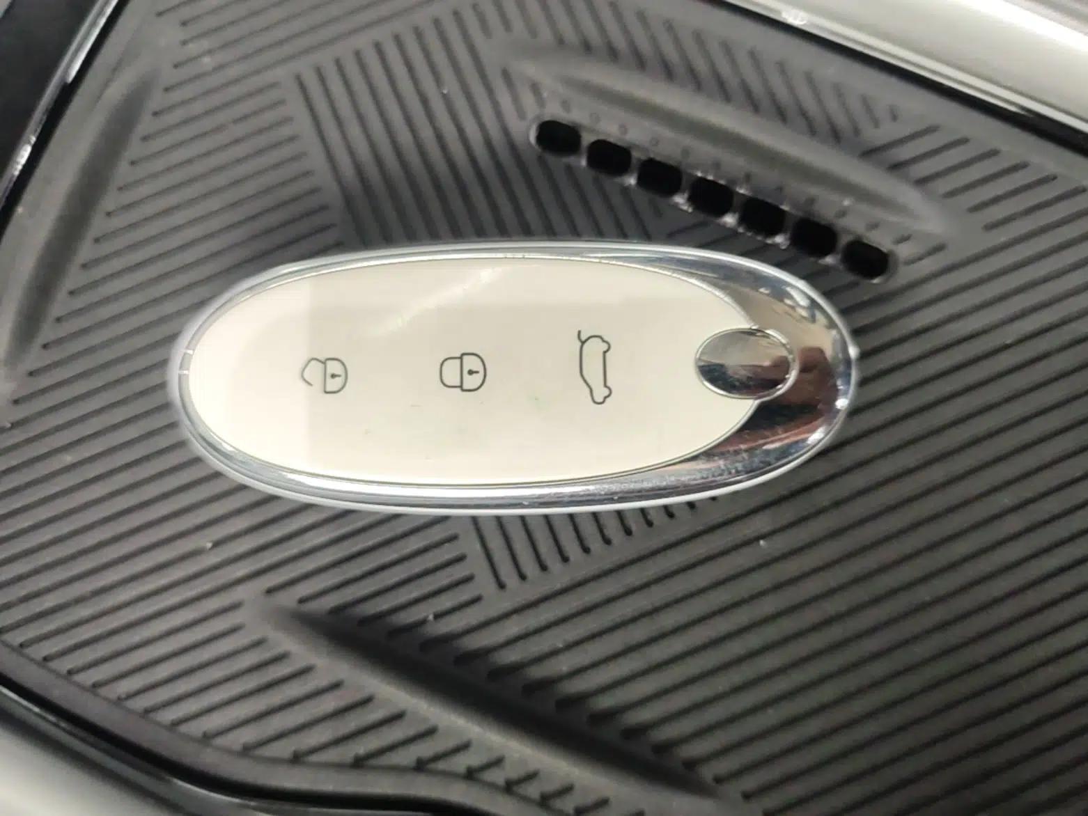 Dongfeng NAMMI 01 2024 Co-Creation Edition – Co-Creation WE Version — миниатюра 12