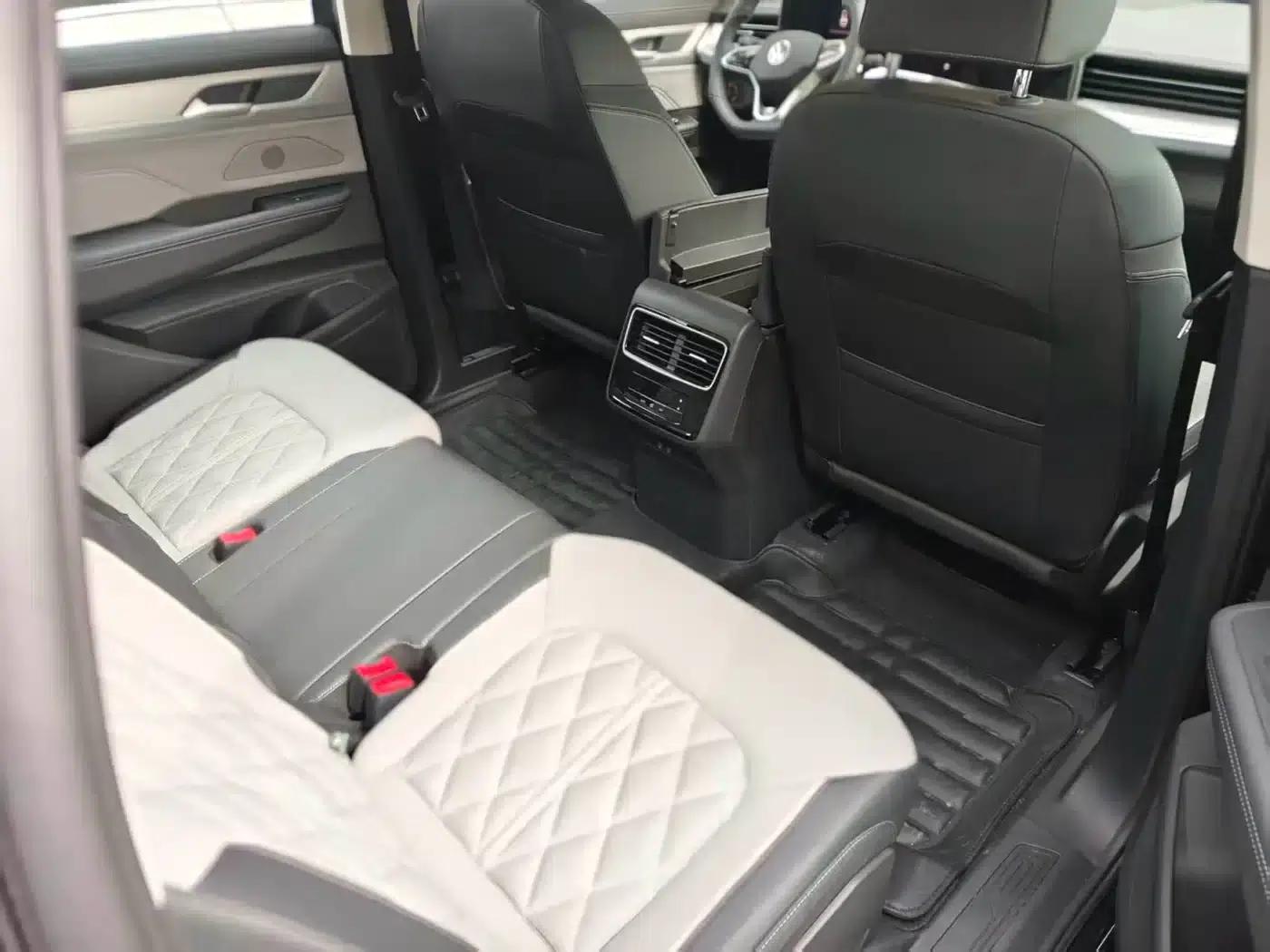 2024 Range Rover 380TSI AWD R-Line Cruiser - Special Edition — миниатюра 6