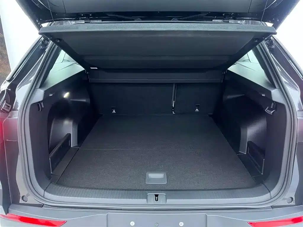 2025 Range Rover 330TSI Luxury Cruiser (Popular Edition) — миниатюра 12