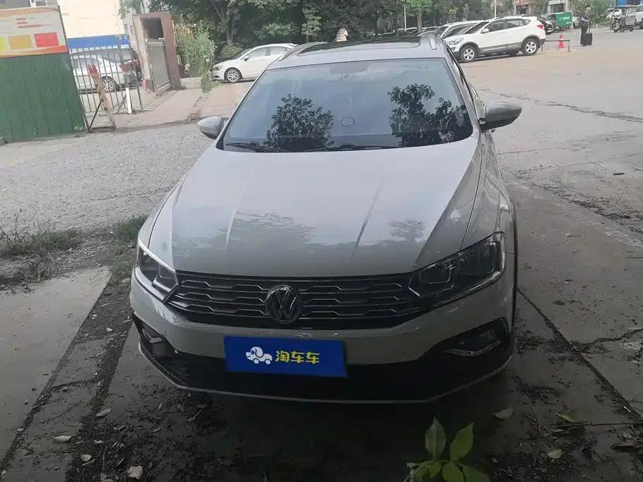 C-TREK 2017 230TSI DSG Luxury — миниатюра 2