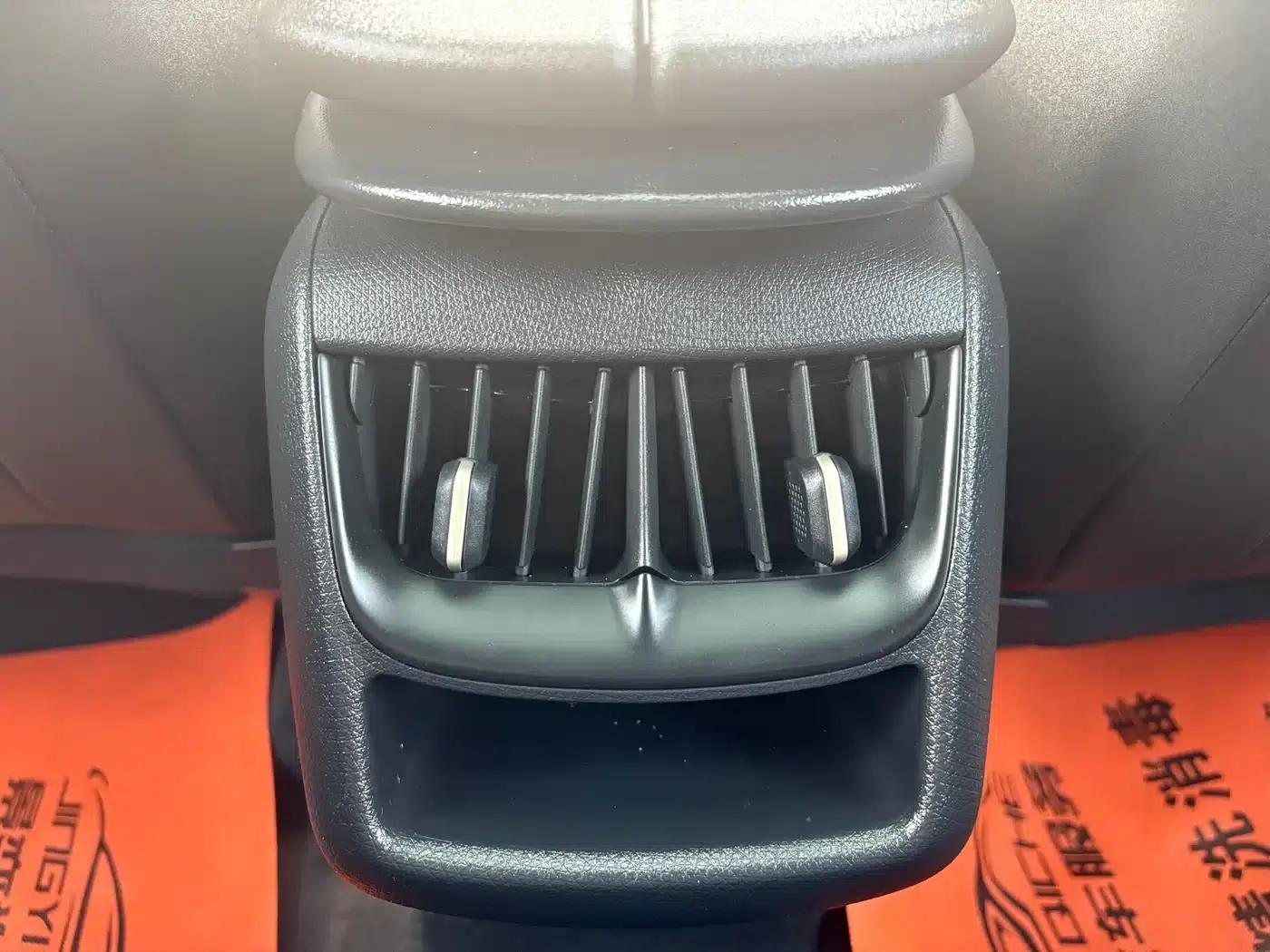 VW 06 2024 Facelift Pro Long Range Edition — миниатюра 12